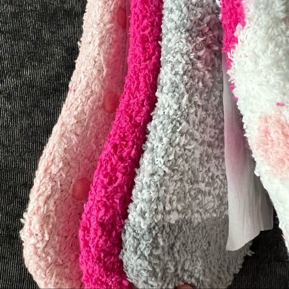 NWT Jessica Simpson Valentines Cozy Socks Pack - Picture 8 of 10